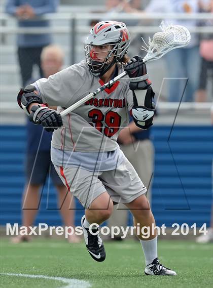 Thumbnail 1 in Niskayuna vs. Massapequa (NYSPHSAA Class A Semifinal) photogallery.