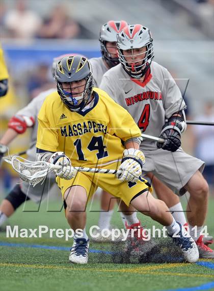 Thumbnail 2 in Niskayuna vs. Massapequa (NYSPHSAA Class A Semifinal) photogallery.