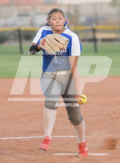 Thumbnail 1 in Joseph City vs San Manuel (AIA 1A Quarterfinals) photogallery.