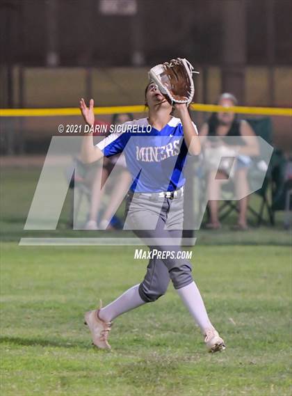 Thumbnail 1 in Joseph City vs San Manuel (AIA 1A Quarterfinals) photogallery.
