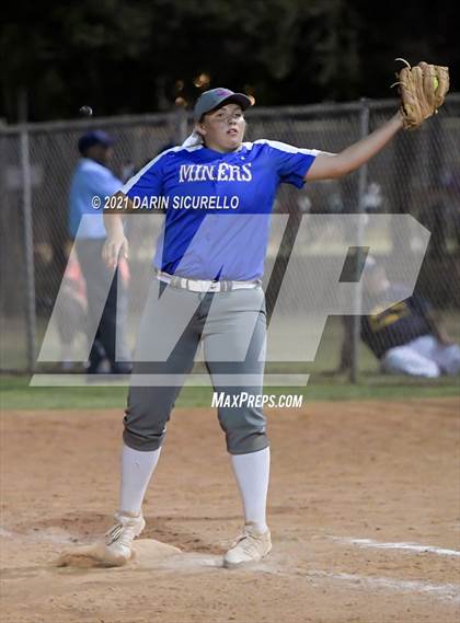 Thumbnail 1 in Joseph City vs San Manuel (AIA 1A Quarterfinals) photogallery.