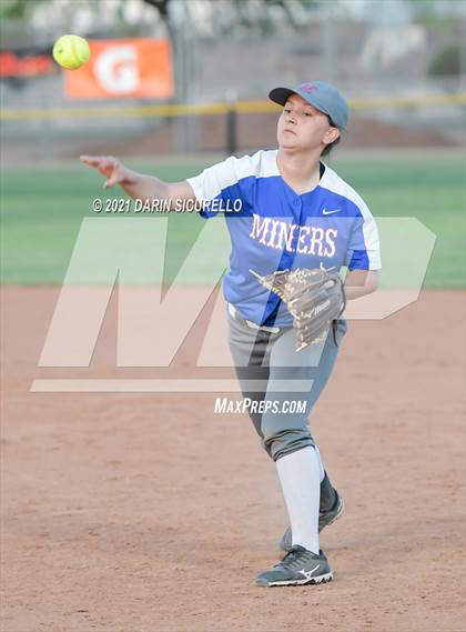 Thumbnail 2 in Joseph City vs San Manuel (AIA 1A Quarterfinals) photogallery.