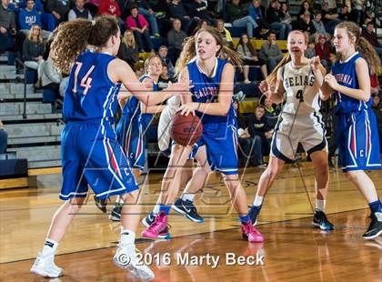 Thumbnail 3 in Helias vs California (Central Bank Shootout) photogallery.