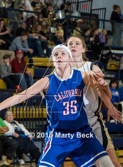 Thumbnail 1 in Helias vs California (Central Bank Shootout) photogallery.
