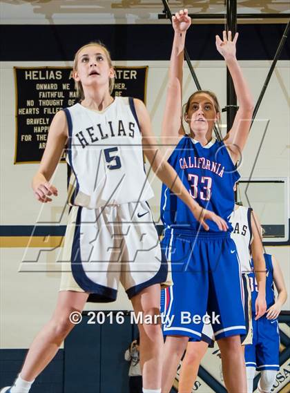Thumbnail 1 in Helias vs California (Central Bank Shootout) photogallery.
