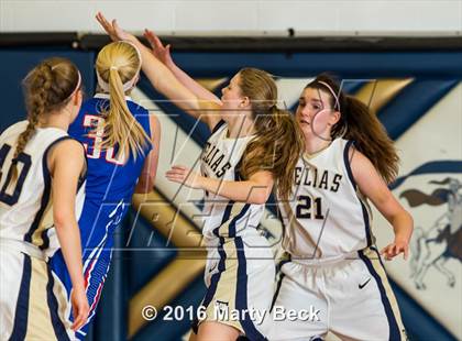 Thumbnail 3 in Helias vs California (Central Bank Shootout) photogallery.
