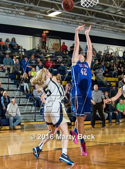Thumbnail 1 in Helias vs California (Central Bank Shootout) photogallery.