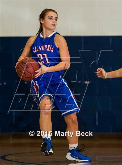Thumbnail 2 in Helias vs California (Central Bank Shootout) photogallery.