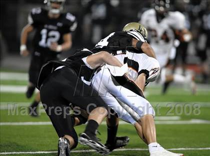 Thumbnail 3 in Huntington Beach vs. El Dorado (CIF SS Playoffs) photogallery.