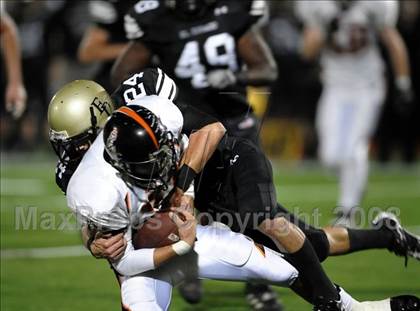 Thumbnail 3 in Huntington Beach vs. El Dorado (CIF SS Playoffs) photogallery.