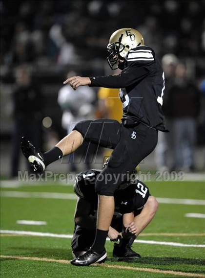 Thumbnail 2 in Huntington Beach vs. El Dorado (CIF SS Playoffs) photogallery.