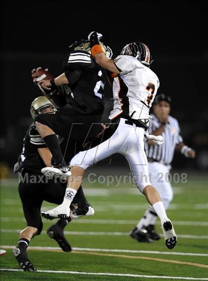 Thumbnail 3 in Huntington Beach vs. El Dorado (CIF SS Playoffs) photogallery.