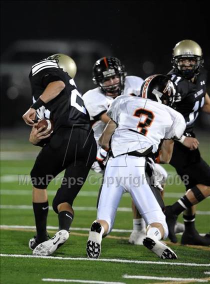 Thumbnail 3 in Huntington Beach vs. El Dorado (CIF SS Playoffs) photogallery.