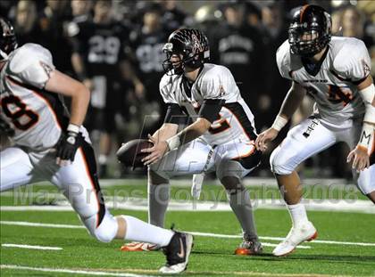 Thumbnail 2 in Huntington Beach vs. El Dorado (CIF SS Playoffs) photogallery.
