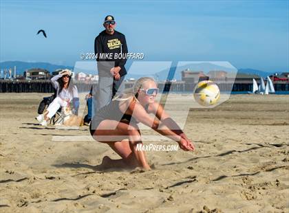 Thumbnail 3 in Ventura @ Santa Barbara photogallery.