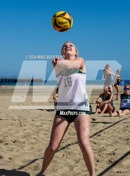 Thumbnail 1 in Ventura @ Santa Barbara photogallery.