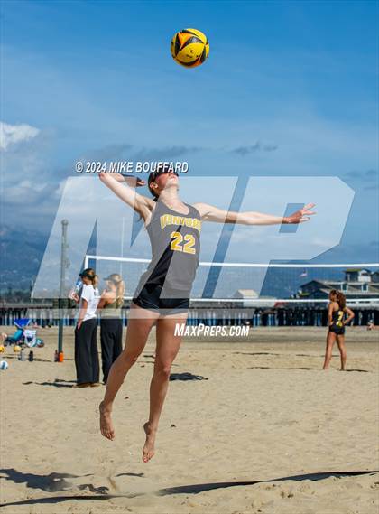 Thumbnail 3 in Ventura @ Santa Barbara photogallery.