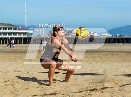 Thumbnail 1 in Ventura @ Santa Barbara photogallery.