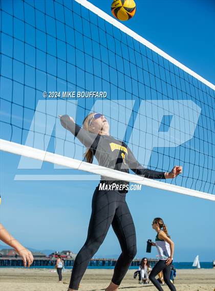 Thumbnail 3 in Ventura @ Santa Barbara photogallery.