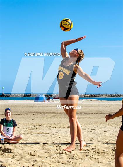 Thumbnail 2 in Ventura @ Santa Barbara photogallery.