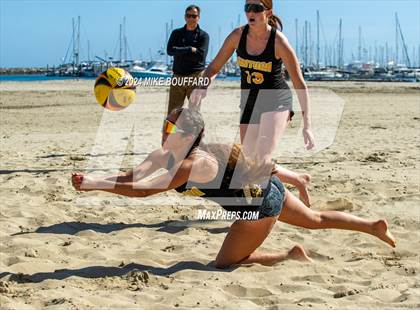 Thumbnail 3 in Ventura @ Santa Barbara photogallery.