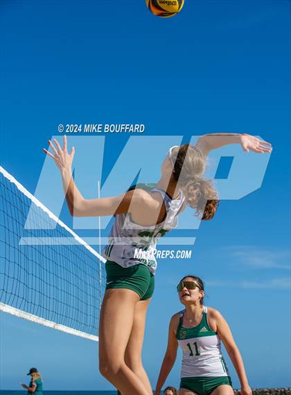 Thumbnail 3 in Ventura @ Santa Barbara photogallery.