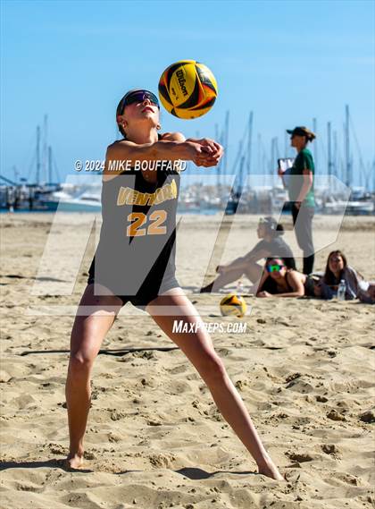 Thumbnail 2 in Ventura @ Santa Barbara photogallery.