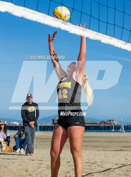 Thumbnail 3 in Ventura @ Santa Barbara photogallery.