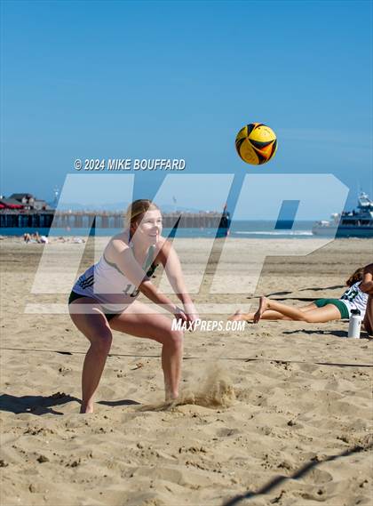 Thumbnail 3 in Ventura @ Santa Barbara photogallery.