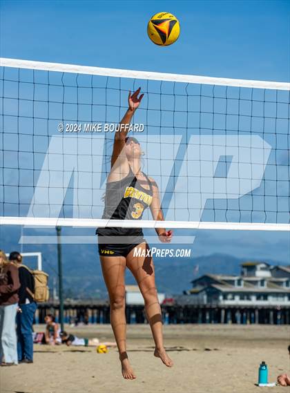 Thumbnail 2 in Ventura @ Santa Barbara photogallery.