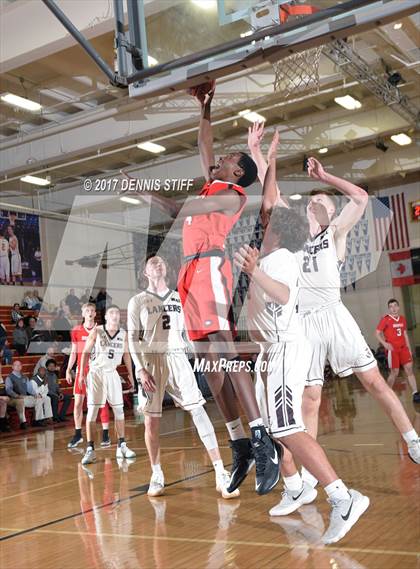Thumbnail 1 in Brophy College Prep vs. Saint Francis (FR. Barry Christmas Classic) photogallery.