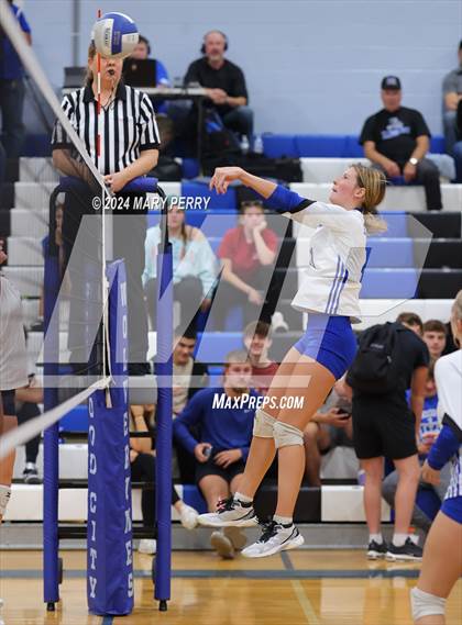 Thumbnail 1 in Shenango @ Ellwood City photogallery.