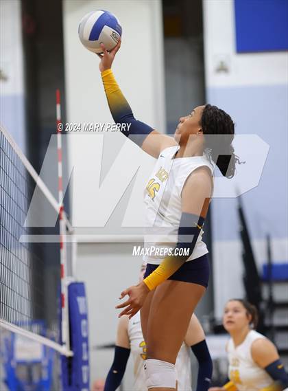 Thumbnail 1 in Shenango @ Ellwood City photogallery.
