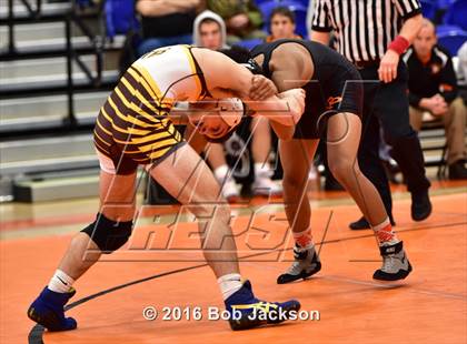 Thumbnail 1 in Cathedral Prep vs. Titusville  (PIAA District 10 Meet) photogallery.