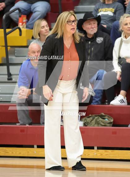 Thumbnail 1 in Littleton vs. Windsor (CHSAA 5A Round 2) photogallery.
