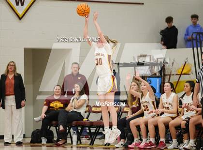 Thumbnail 3 in Littleton vs. Windsor (CHSAA 5A Round 2) photogallery.