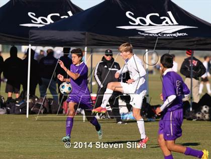 Thumbnail 3 in Servite vs. St. Augustine (20th Annual SoCal Classic) photogallery.