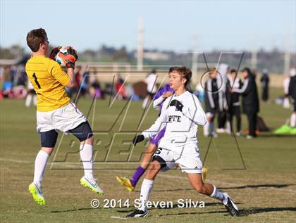 Thumbnail 2 in Servite vs. St. Augustine (20th Annual SoCal Classic) photogallery.