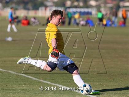 Thumbnail 2 in Servite vs. St. Augustine (20th Annual SoCal Classic) photogallery.
