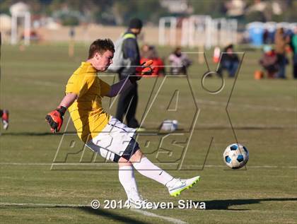 Thumbnail 3 in Servite vs. St. Augustine (20th Annual SoCal Classic) photogallery.