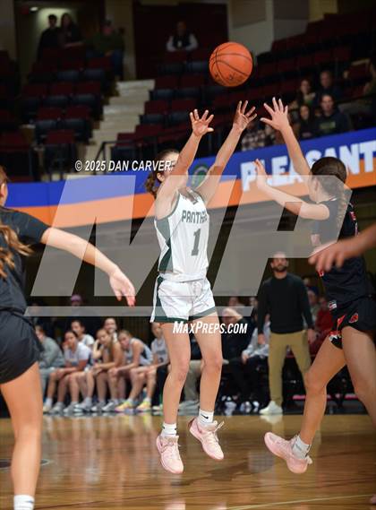 Thumbnail 1 in Pleasantville vs tuckahoe (Slam Dunk Showcase) photogallery.