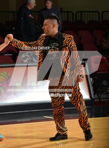 Thumbnail 1 in Pleasantville vs tuckahoe (Slam Dunk Showcase) photogallery.