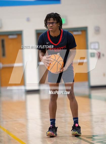 Thumbnail 2 in University vs American (Gus Gibbs Memorial Tournament) photogallery.