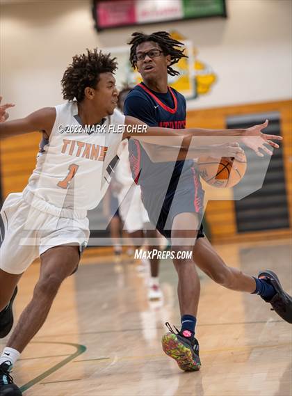Thumbnail 3 in University vs American (Gus Gibbs Memorial Tournament) photogallery.