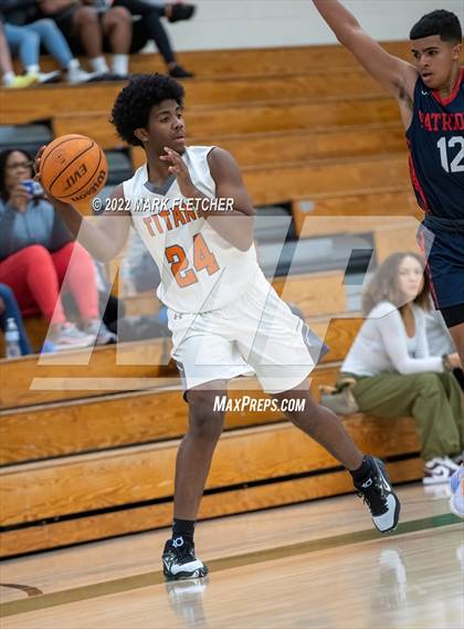 Thumbnail 1 in University vs American (Gus Gibbs Memorial Tournament) photogallery.