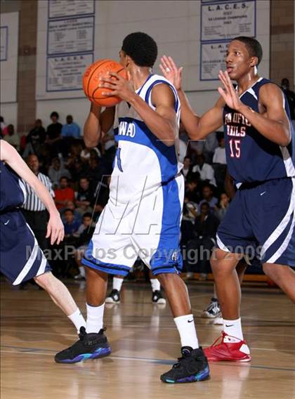 Thumbnail 1 in Windward vs. Pacific Hills (MLK Hoops Shootout) photogallery.