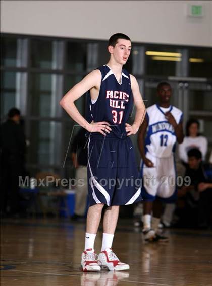 Thumbnail 2 in Windward vs. Pacific Hills (MLK Hoops Shootout) photogallery.