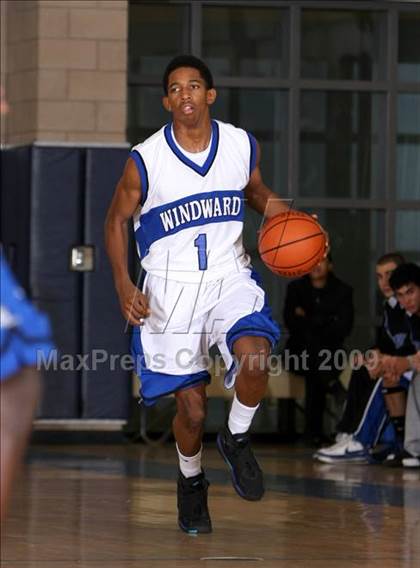Thumbnail 2 in Windward vs. Pacific Hills (MLK Hoops Shootout) photogallery.