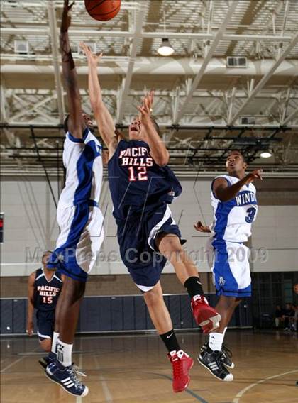 Thumbnail 2 in Windward vs. Pacific Hills (MLK Hoops Shootout) photogallery.