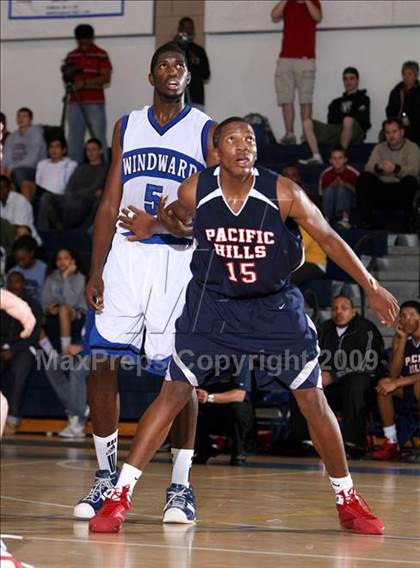 Thumbnail 1 in Windward vs. Pacific Hills (MLK Hoops Shootout) photogallery.